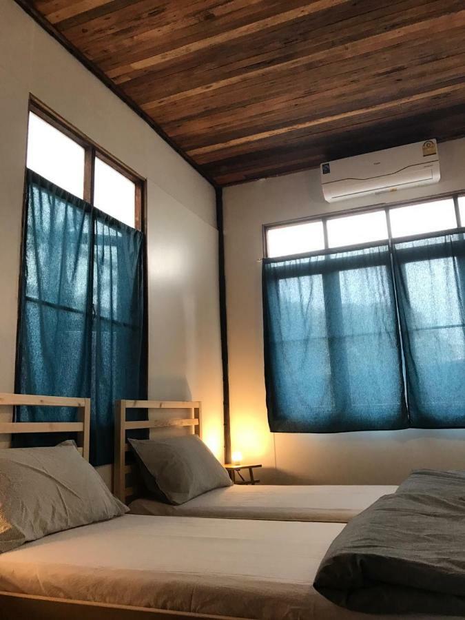 Pickbaan Hostel Lamphun Exterior foto