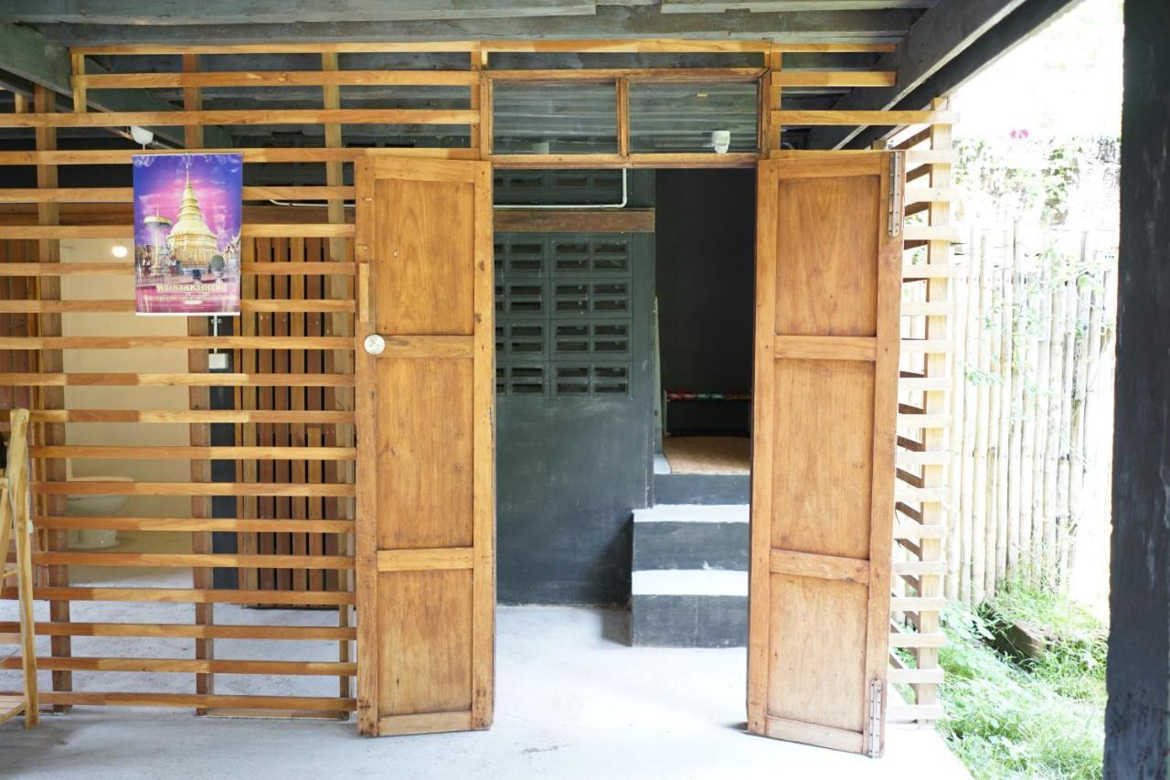 Pickbaan Hostel Lamphun Exterior foto